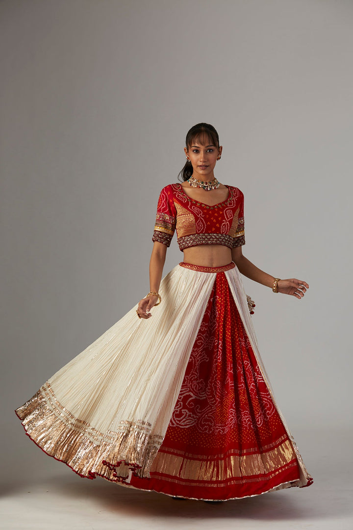 Ivory Gauze Crinkled Lehenga Set With Chanderi Unstitched Blouse