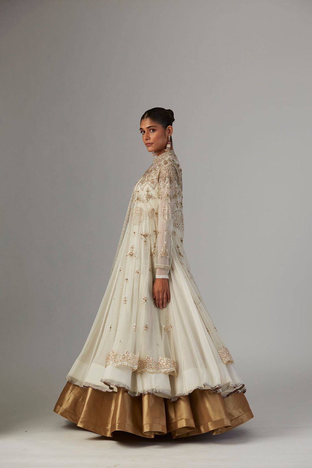 Ivory Chiffon Anarkali Paired With Tulle Net Jacket