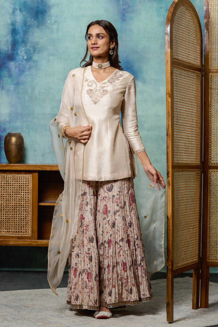 Marble Embroidered Kurta Set