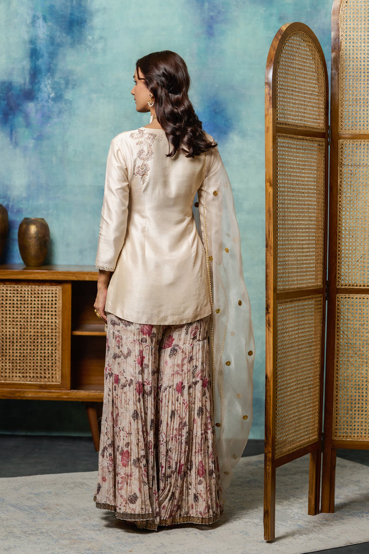 Marble Embroidered Kurta Set